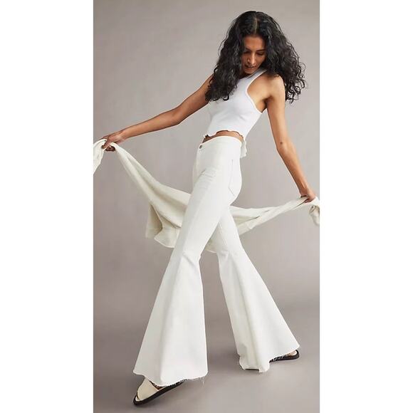 Free People White Just Float On Flare Bell Bottom Raw Hem Stretch Jeans 27 - Picture 1 of 7